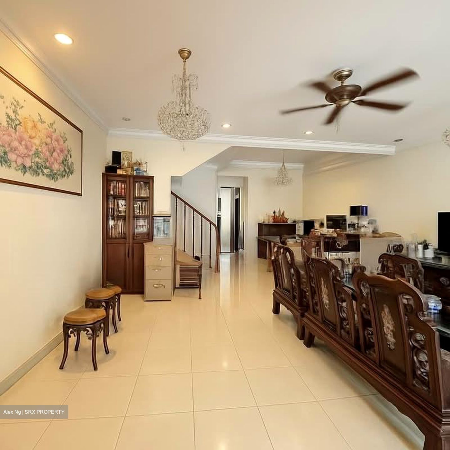 Serangoon Central (D19), Terrace #575856121